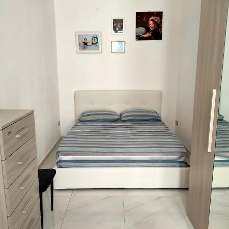 Appartamento Di Fronte Al Porto Turistico كالياري المظهر الخارجي الصورة