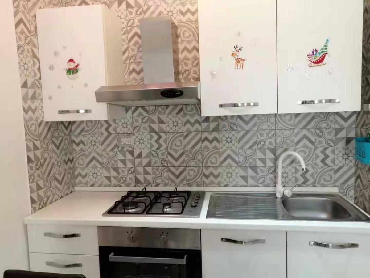 Appartamento Di Fronte Al Porto Turistico كالياري المظهر الخارجي الصورة
